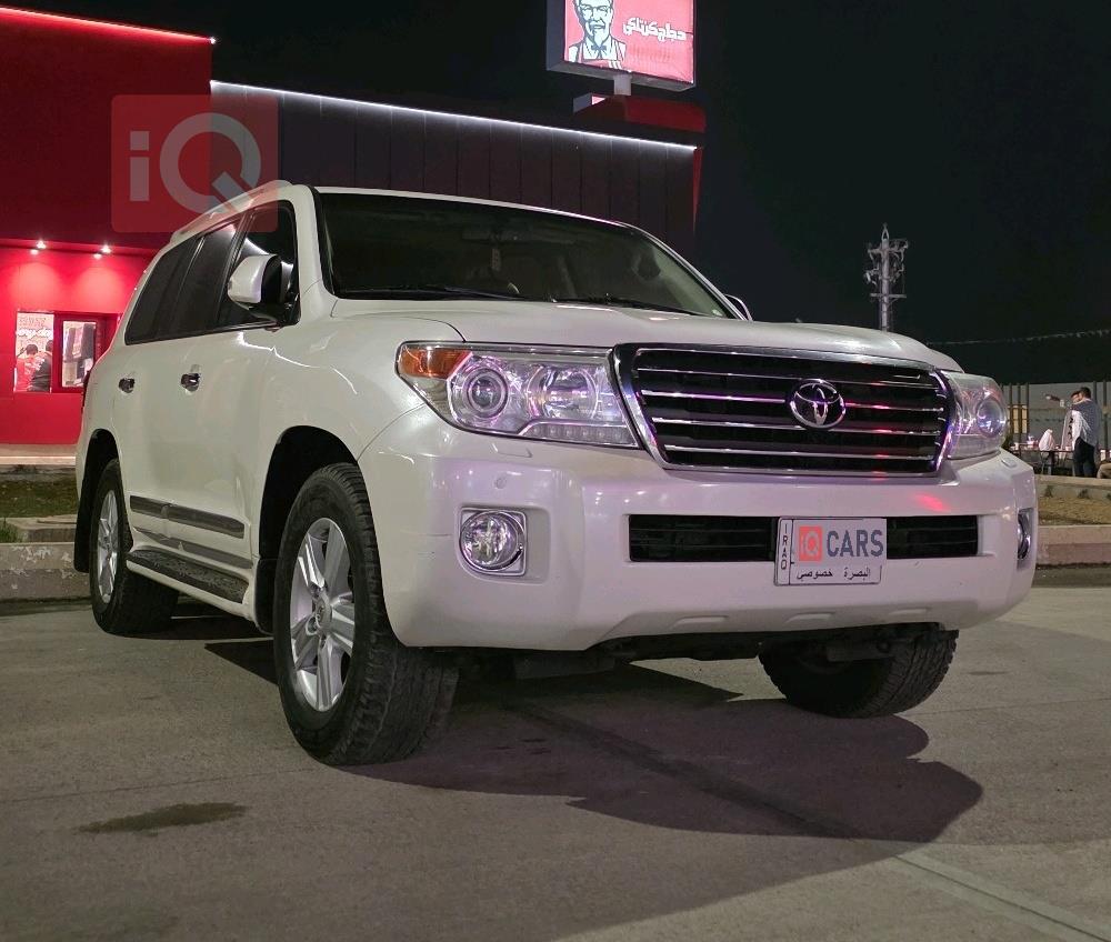 تويوتا لاندكروزر